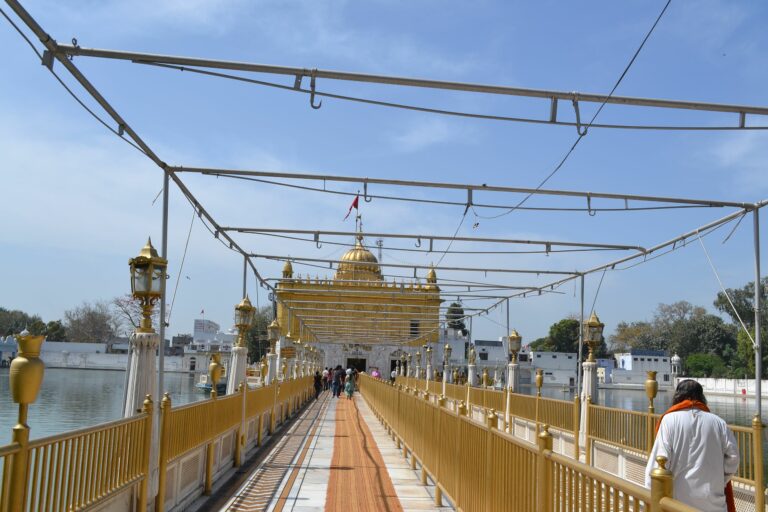 Bridge to the Durgiana Temple Amritsar 768x512